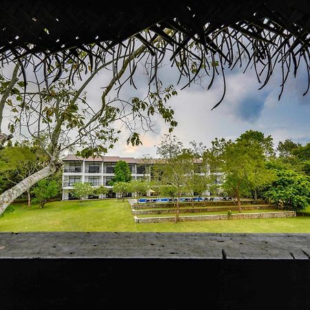 Grand Tamarind Lake Kataragama Luaran gambar