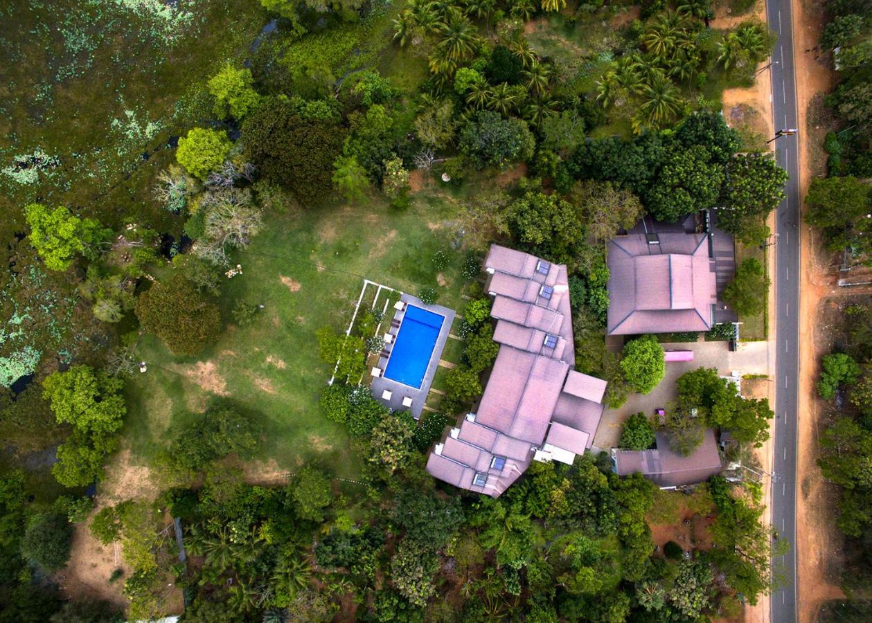 Grand Tamarind Lake Kataragama Luaran gambar