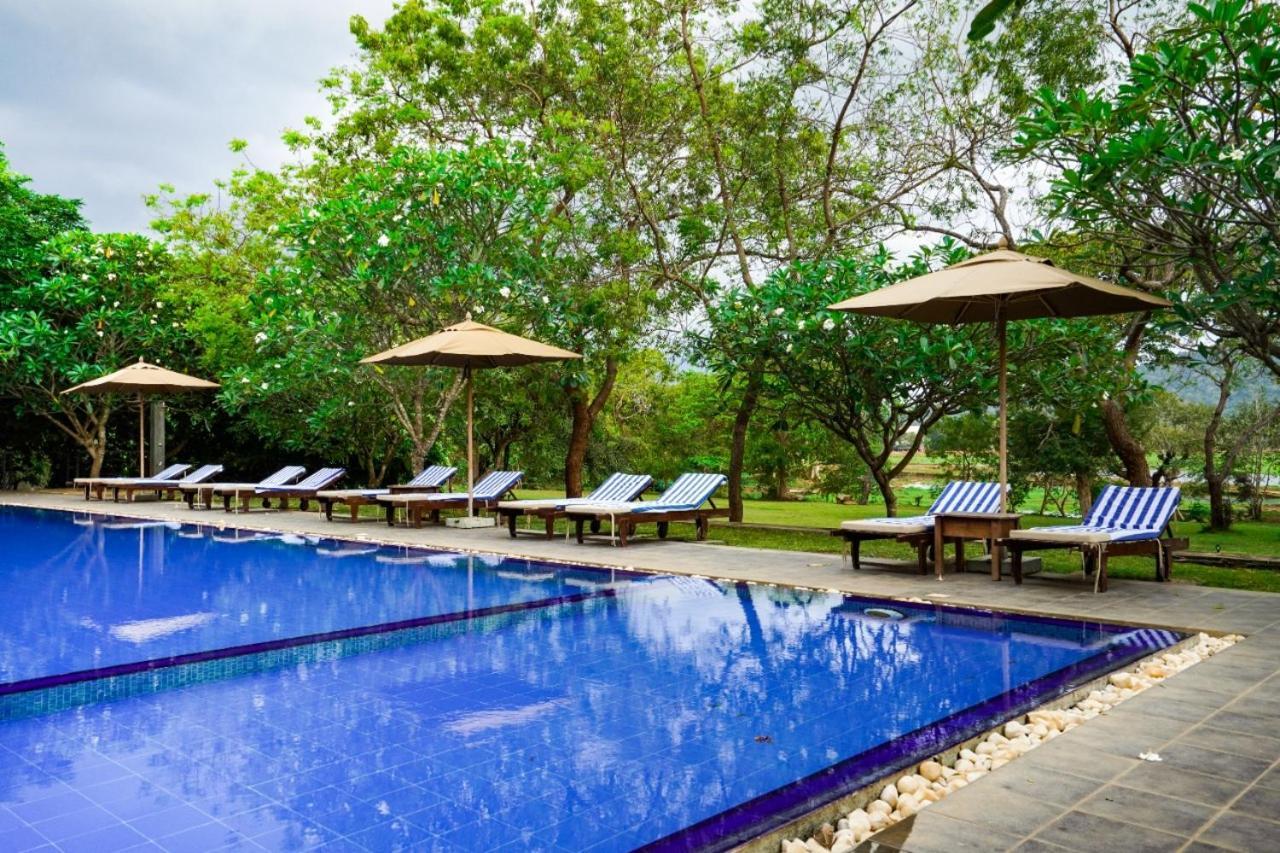 Grand Tamarind Lake Kataragama Luaran gambar